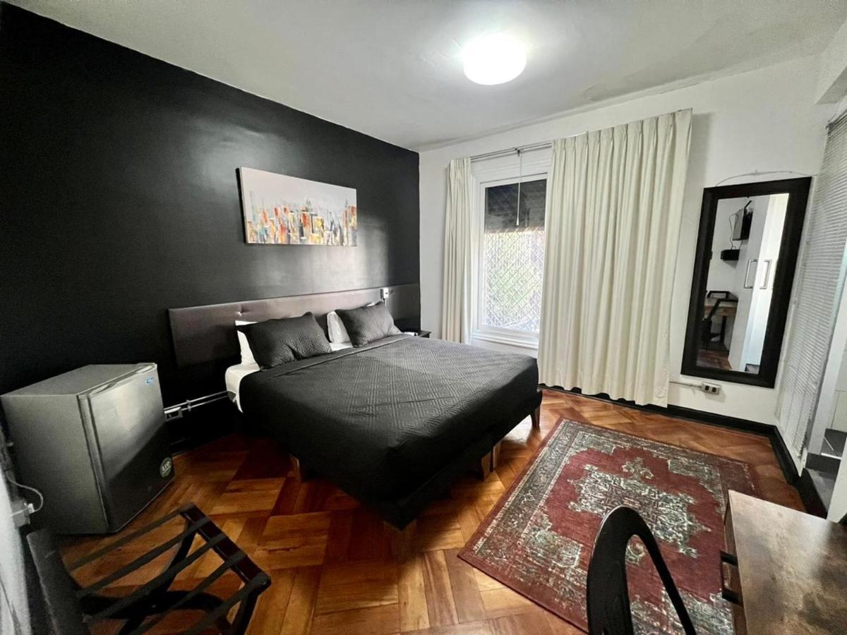 Hotel Tremo Providencia Suite Santiago del Cile Esterno foto